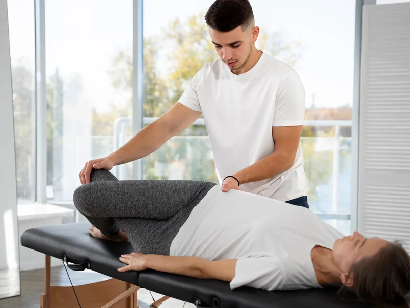 Atnip Chiropractic treating hip pain in Owensboro