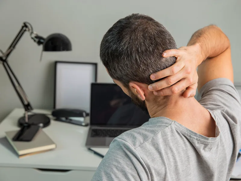 Atnip Chiropractic treating neck pain in Owensboro