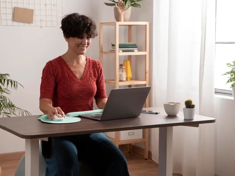 How Atnip Chiropractic treats poor posture in Owensboro