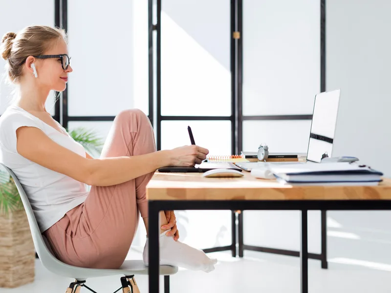 Atnip Chiropractic treating poor posture in Owensboro