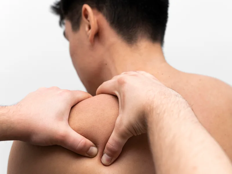 Chiropractic care for rotator cuff injury at Atnip Chiropractic in Owensboro